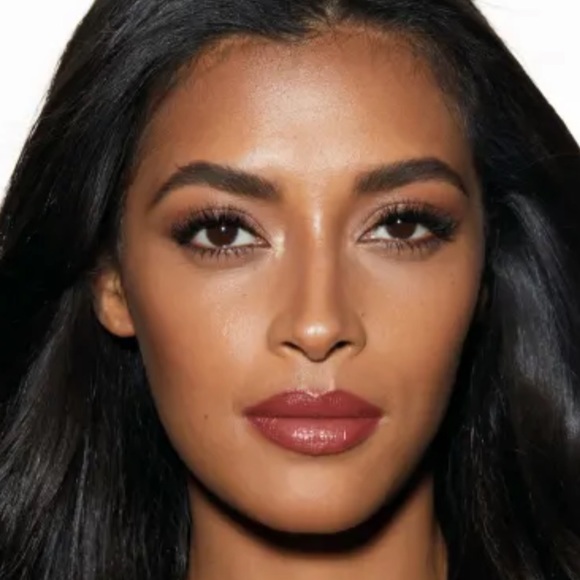 đź’‹ Charlotte Tilbury Hot Lips 2 Glowing Jen - Picture 9 of 10